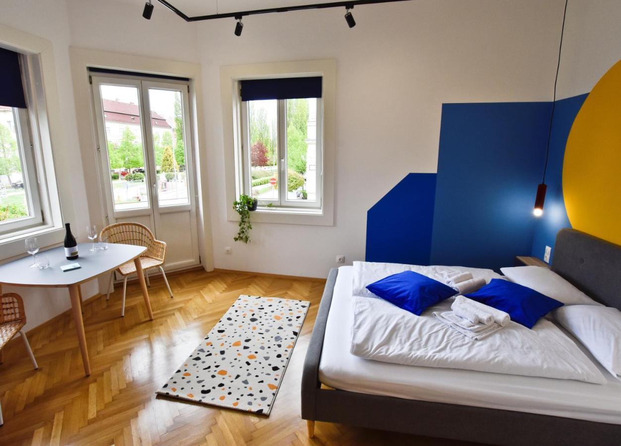 Zachar Apartman Sopron Ngoại thất bức ảnh